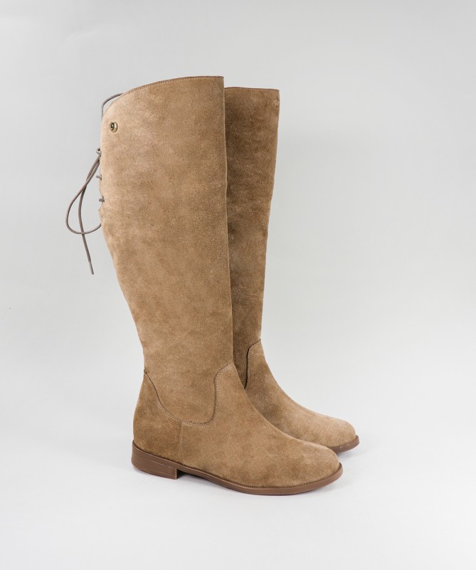 Botas Rasas Taupe com Cano Alto Ginova