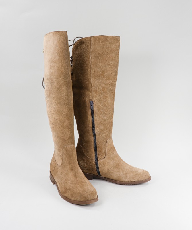 Botas Rasas Taupe com Cano Alto Ginova