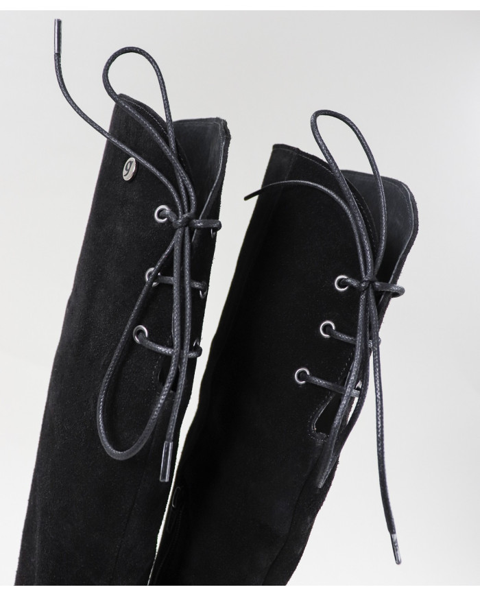 Black Rasa Boots with Cano Alto Ginova
