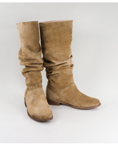 Botas Taupe de Cano Alto Ginova Confortáveis