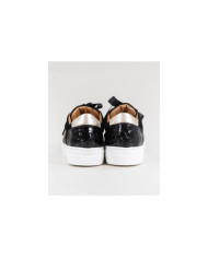 Black Lady Ginova shoes with Details in Golden