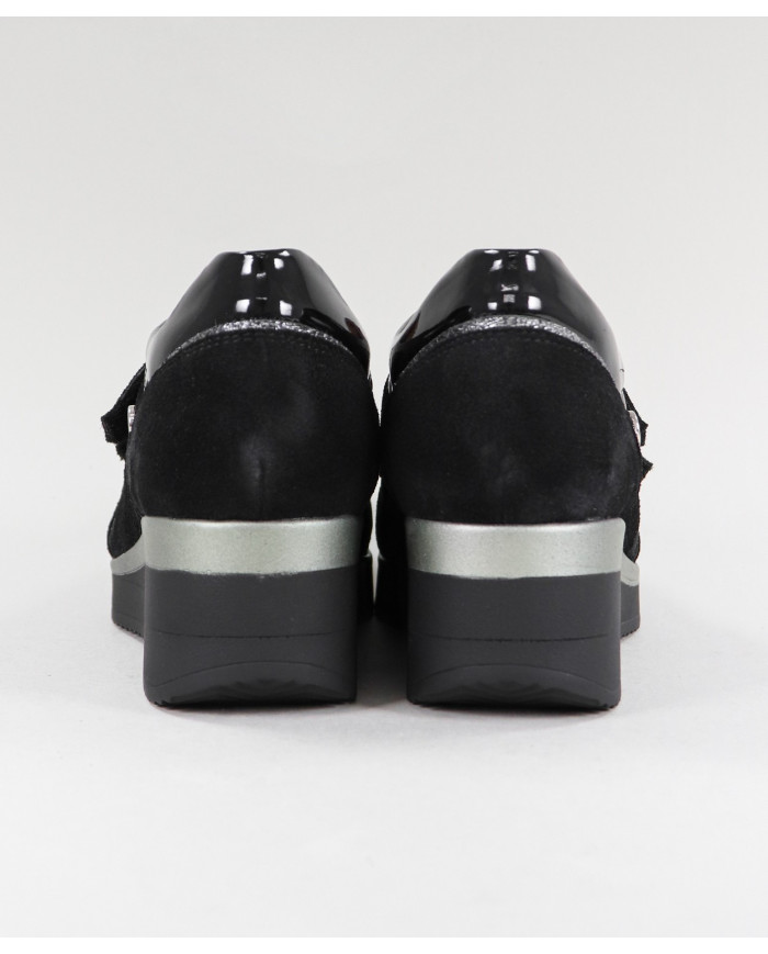 Lady Ginova shoes in Cunha with Velcro