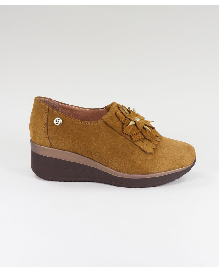 Camel de Senhora Ginova shoes in Cunha