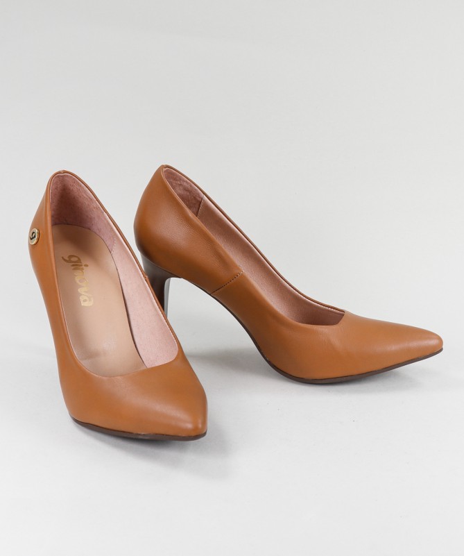 Stilettos Camel de Senhora Ginova em Pele