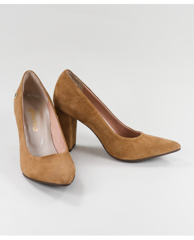 Lady Ginova Camel Shoes with Square Tacon