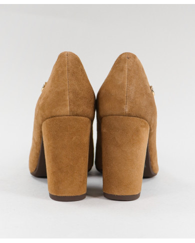 Lady Ginova Camel Shoes with Square Tacon