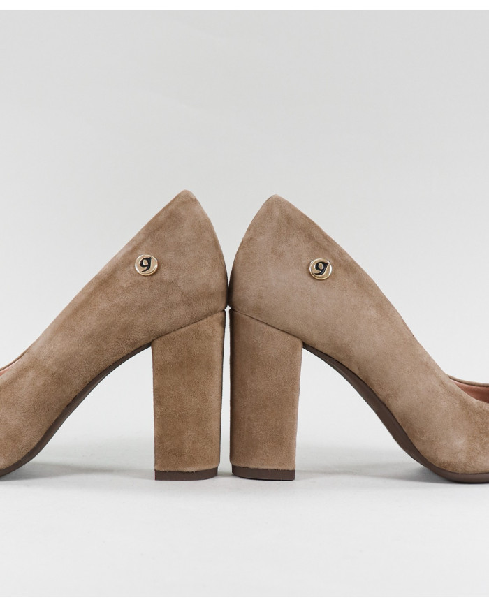 Lady Ginova Taupe Shoes with Square Tacon