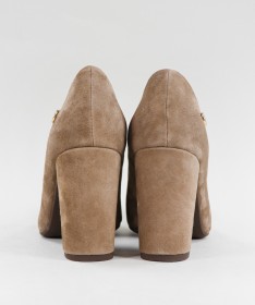 Sapatos Taupe de Senhora Ginova com Tacão Quadrado