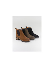 Ms. Ginova's Boots with Elastic in the Laterals