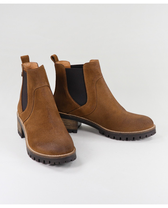 Botas Camel de Senhora Ginova com Elástico nas Laterais