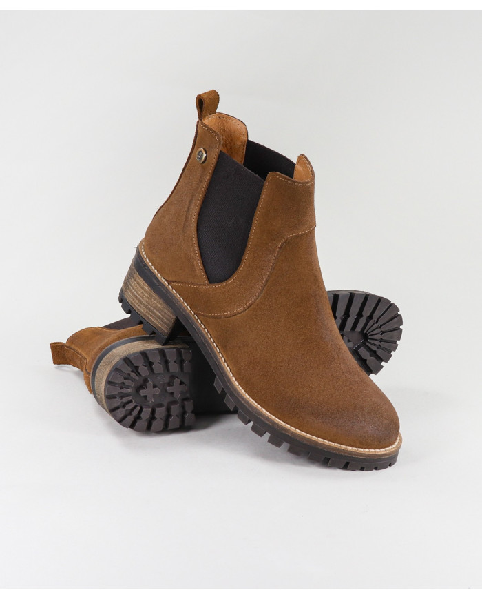 Camel Boots of Lady Ginova with Elastic in the Laterals