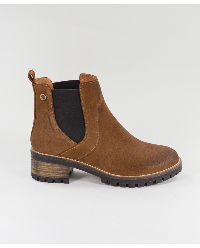 Botas Camel de Senhora Ginova com Elástico nas Laterais