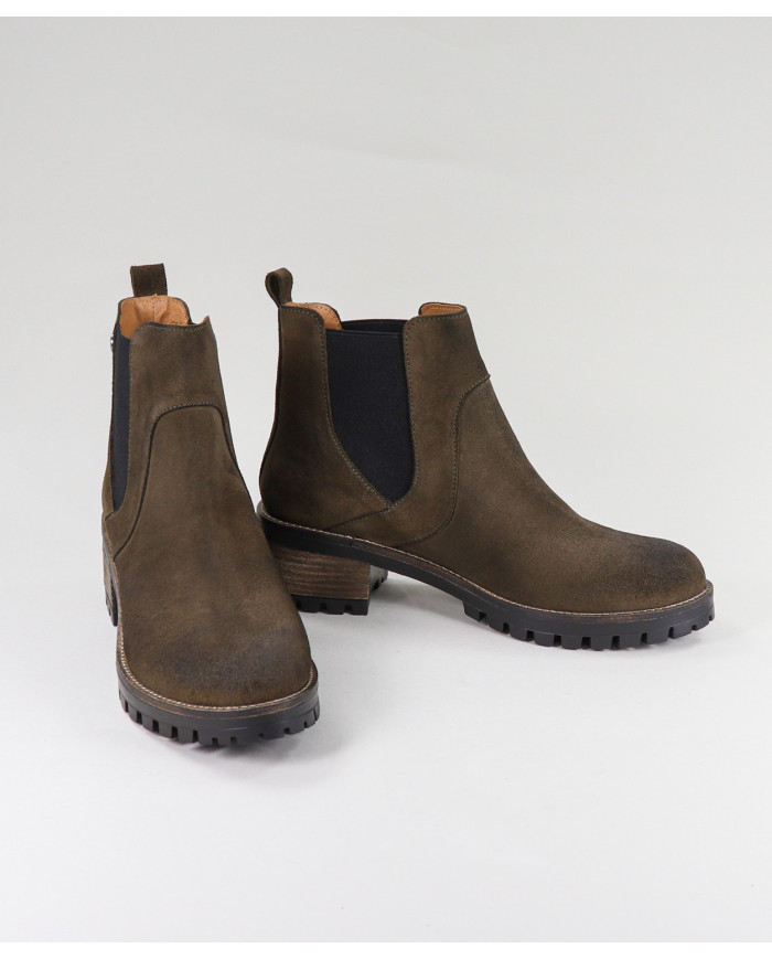 Botas de la Sra. Ginova con Elastic en los Laterales