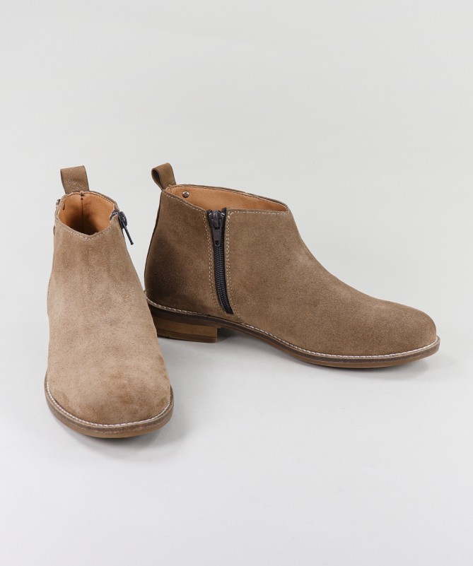 Botas Taupe de Senhora Ginova com Fivela de Lado