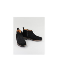 Miss Ginova Black Boots with Side Buckle