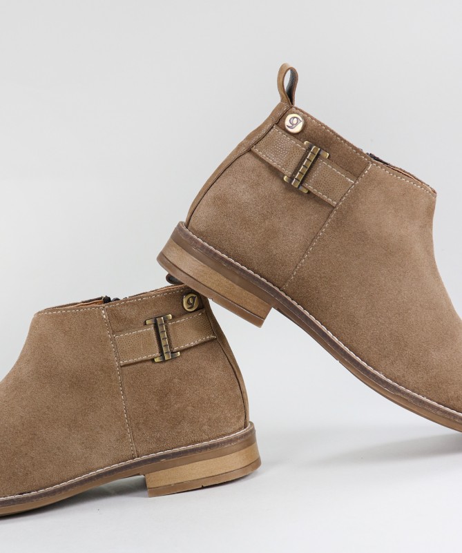 Botas Taupe de Senhora Ginova com Fivela de Lado