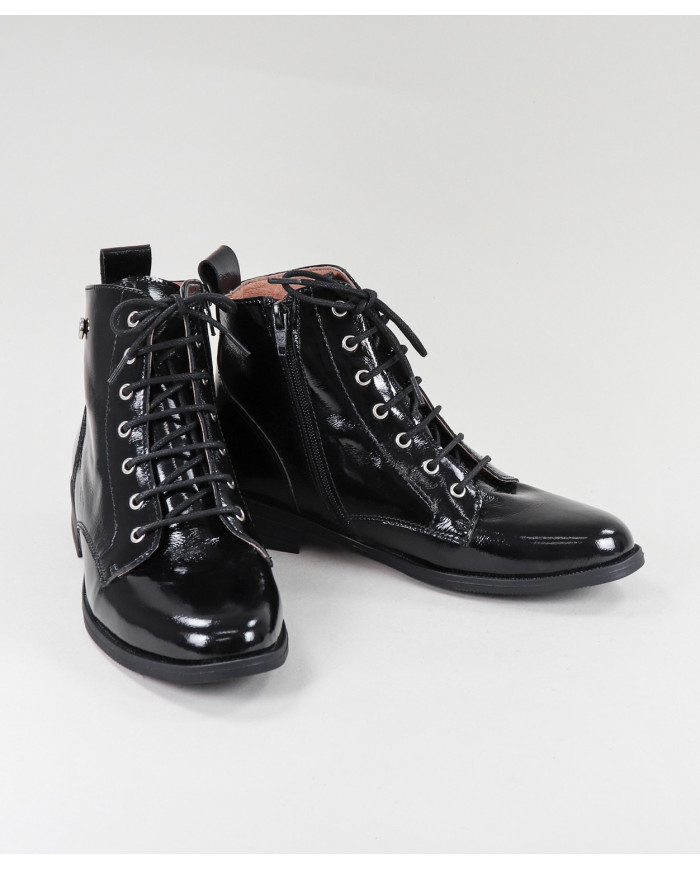 Black Rase Boots of Lady Ginova Envernised