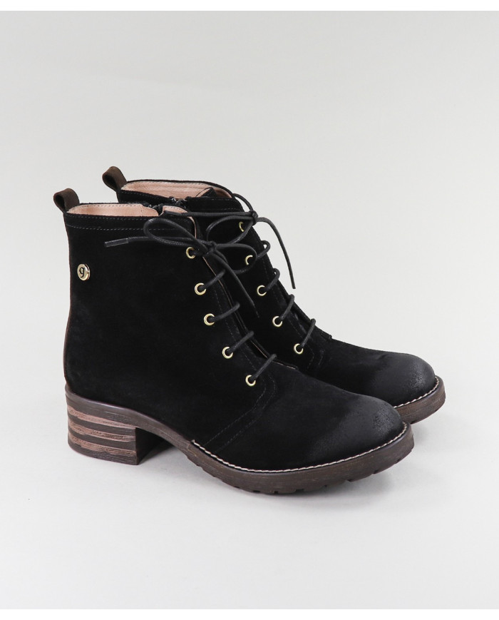 Miss Ginova Black Boots with Wholesalers