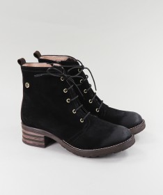 Ginova Women Boots With Laces