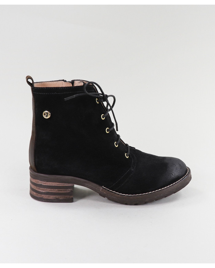 Miss Ginova Black Boots with Wholesalers