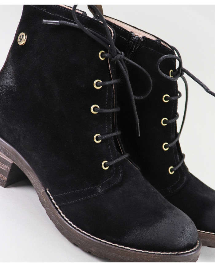 Miss Ginova Black Boots with Wholesalers