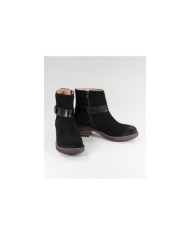 Maria Ginova Botas con Fecho