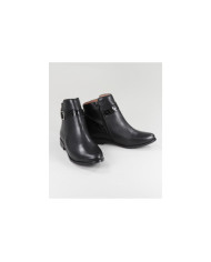 Botas Pretas de Senhora Ginova com Fivela