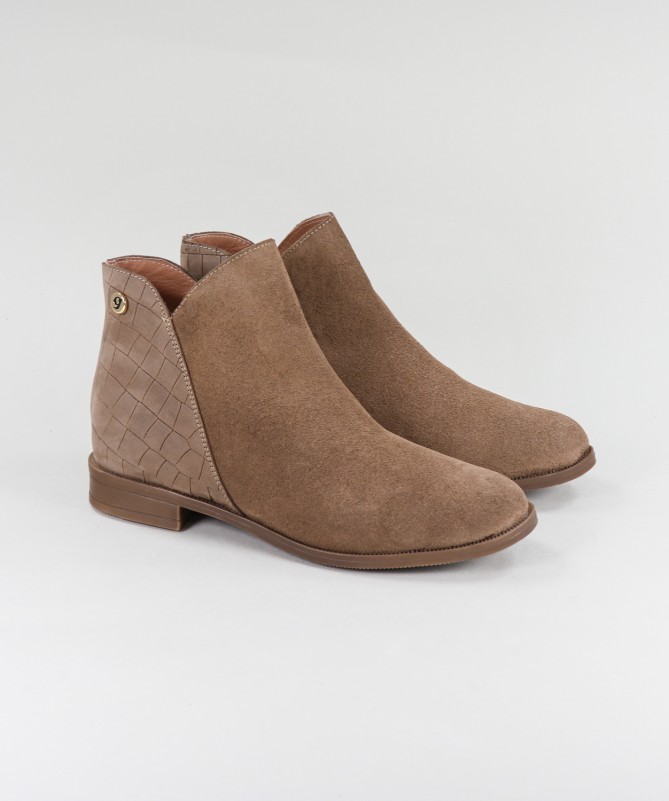 Botas Taupe de Senhora Ginova com Fecho