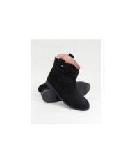 Ms. Ginova Boots with Pullers