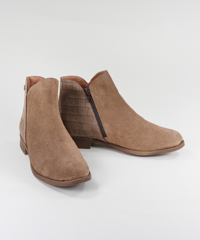 Botas Taupe de Senhora Ginova com Fecho