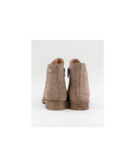 Maria Ginova Botas con Fecho