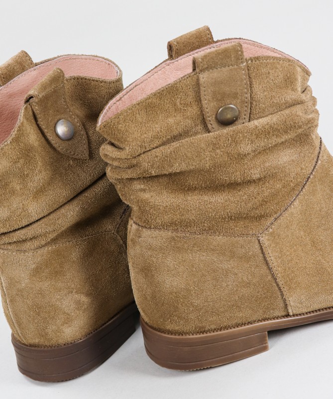 Botas Taupe de Senhora Ginova com Puxadores