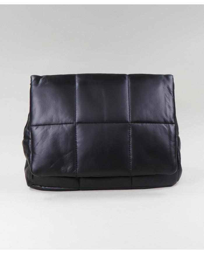 Lady's Black Shoulder Bag
