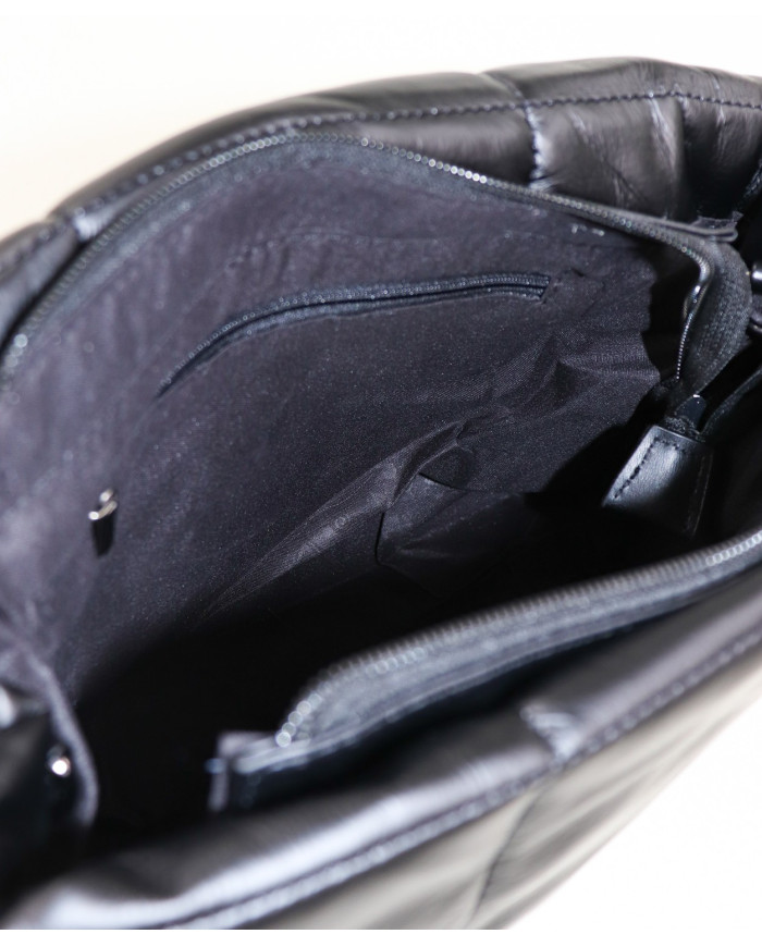 Lady's Black Shoulder Bag