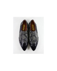 Mistress Ginova Buttons from Ponta Bicuda with Standard