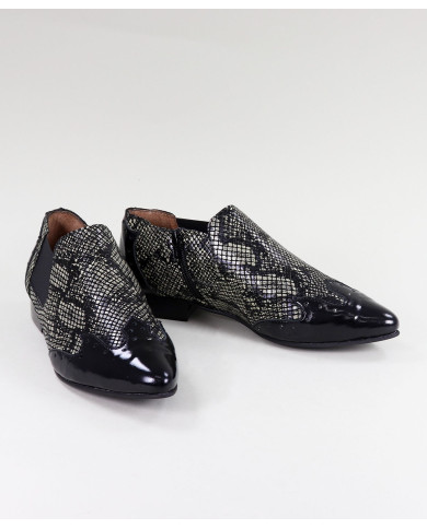 Botins de Senhora Ginova de Ponta Bicuda com Padrão