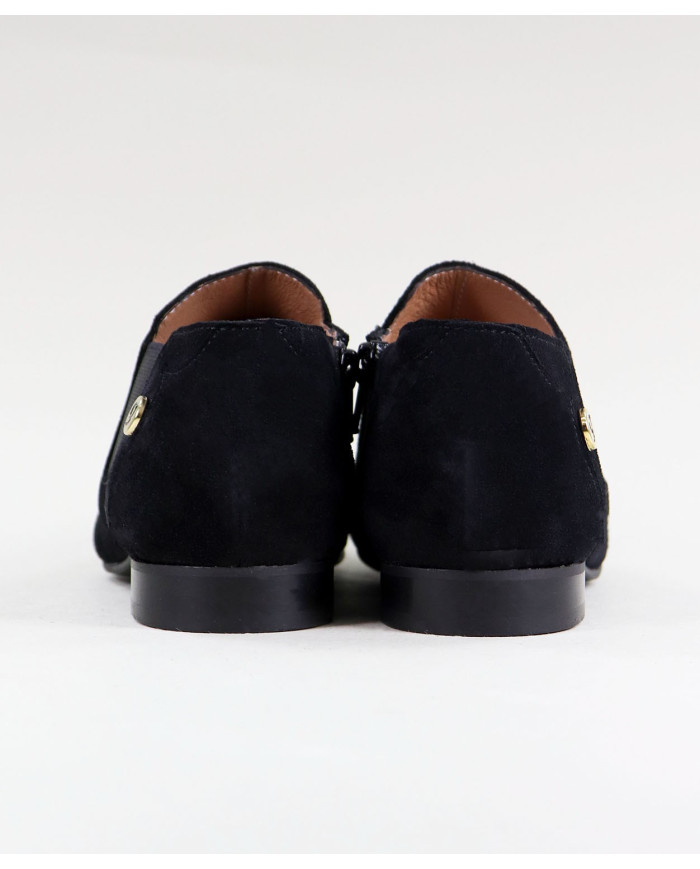 Black Botins by Senhora Ginova de Ponta Bicuda