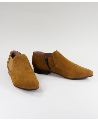 Botins Camel de Senhora Ginova de Ponta Bicuda
