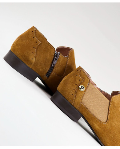 Botins de Senhora Ginova de Ponta Bicuda