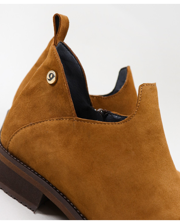 Ms. Ginova's Boots with Cutting the Front