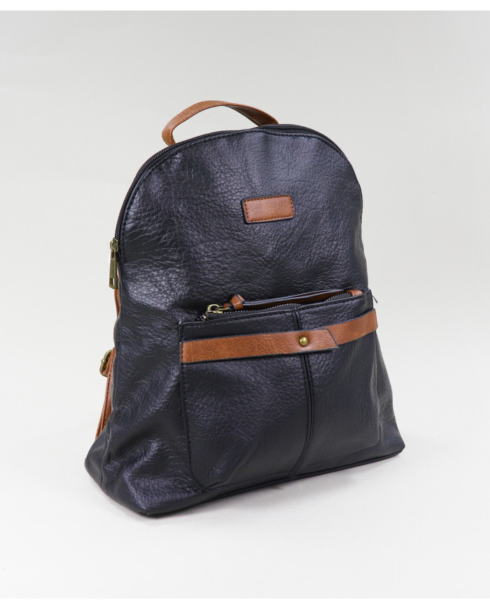 Mochila Preta de Senhora com Bolso Frontal