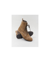 Taupe Boots of Lady Ginova with Fabric Interior