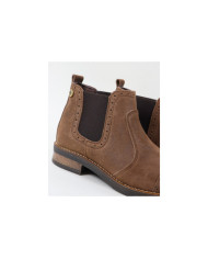 Camel Boots of Lady Ginova with Seams