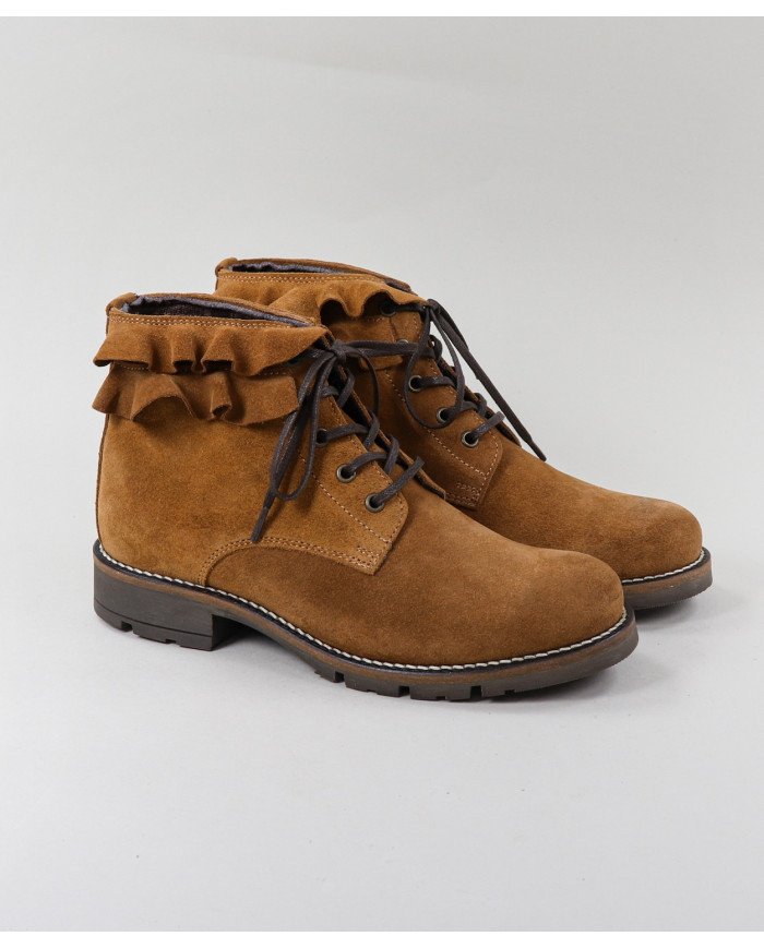 Botas de Senhora Ginova com Folhos