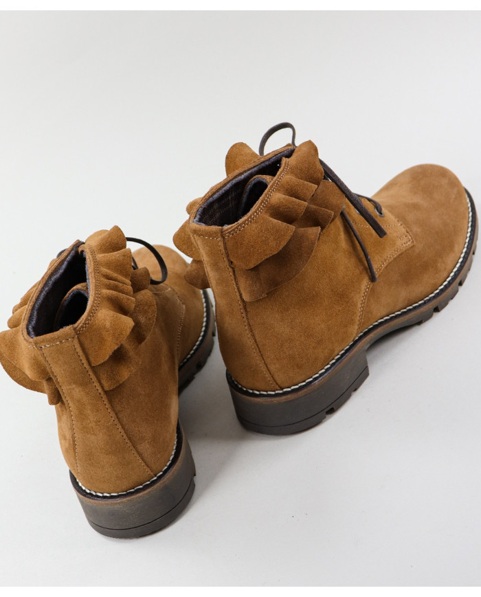 Botas de Senhora Ginova com Folhos