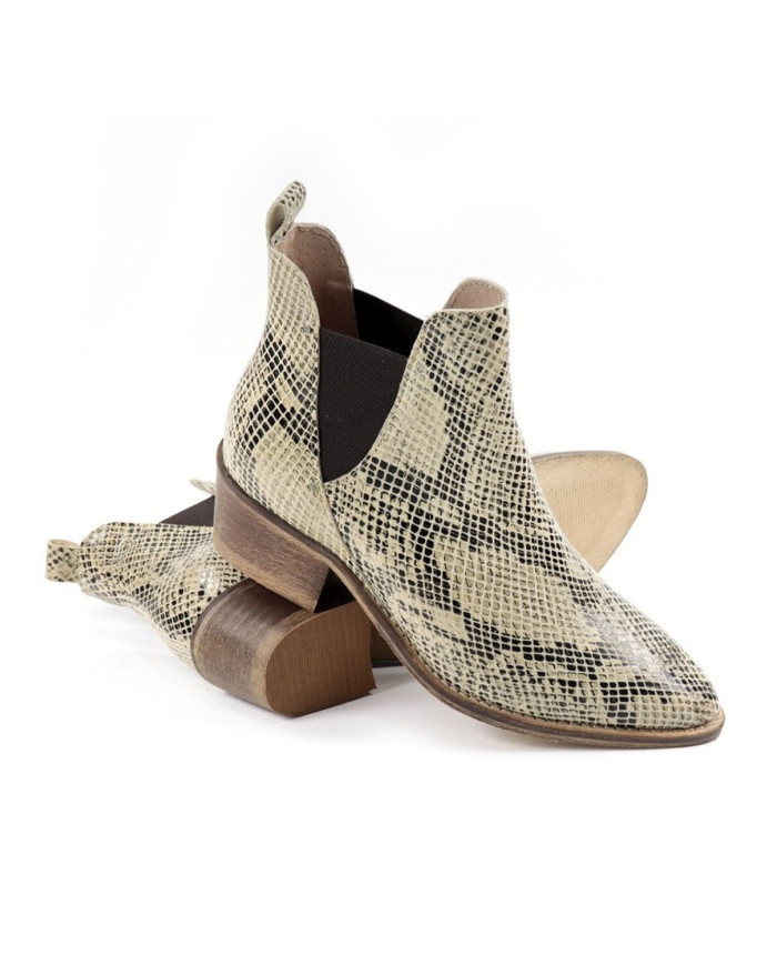 Women's Boots Medium Tacon Cobra with Elastic Ginova