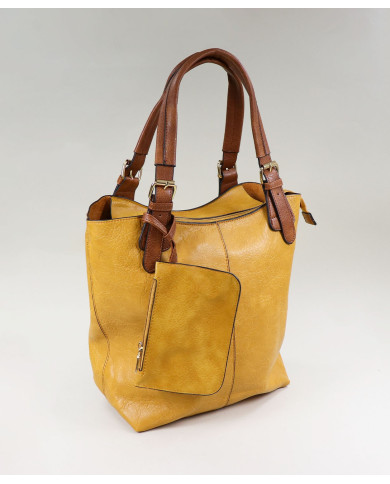 Bolso de la señora amarilla con bolsa