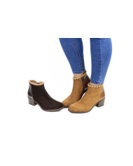 Botas de Senhora com Aplicação às Bolas Ginova