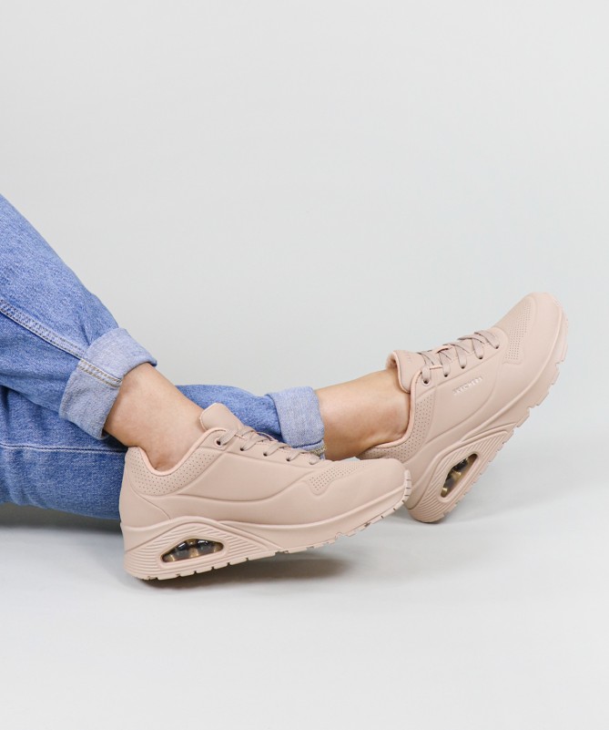 Woman's Skechers Sneakers Stand On Air