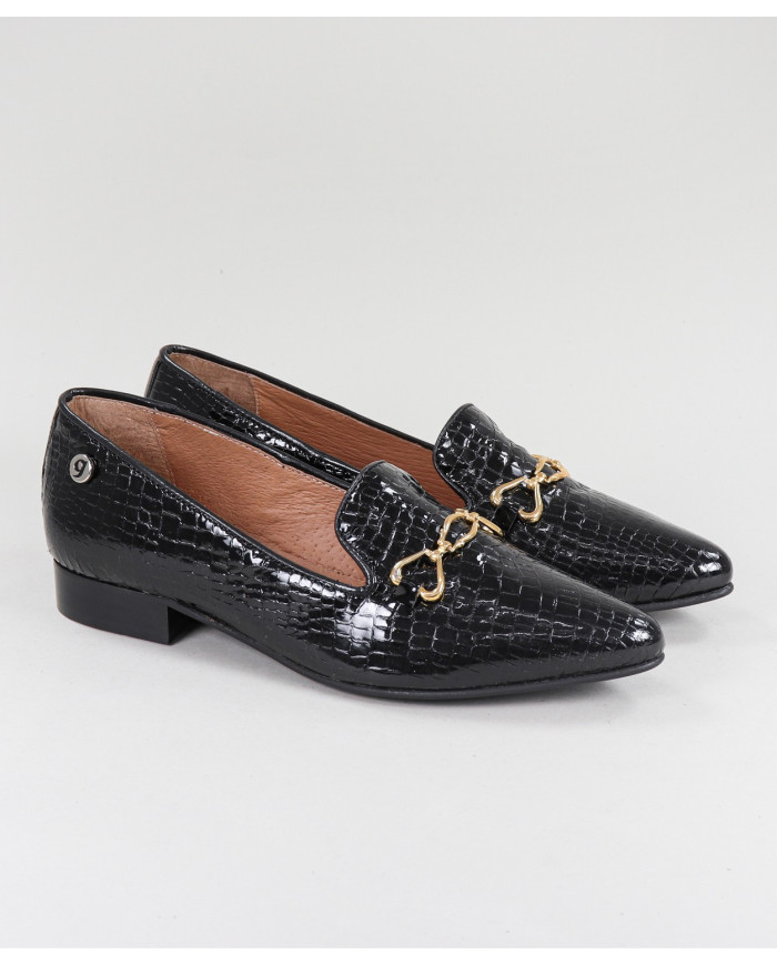 Lady Ginova Shoes with Golden Applique